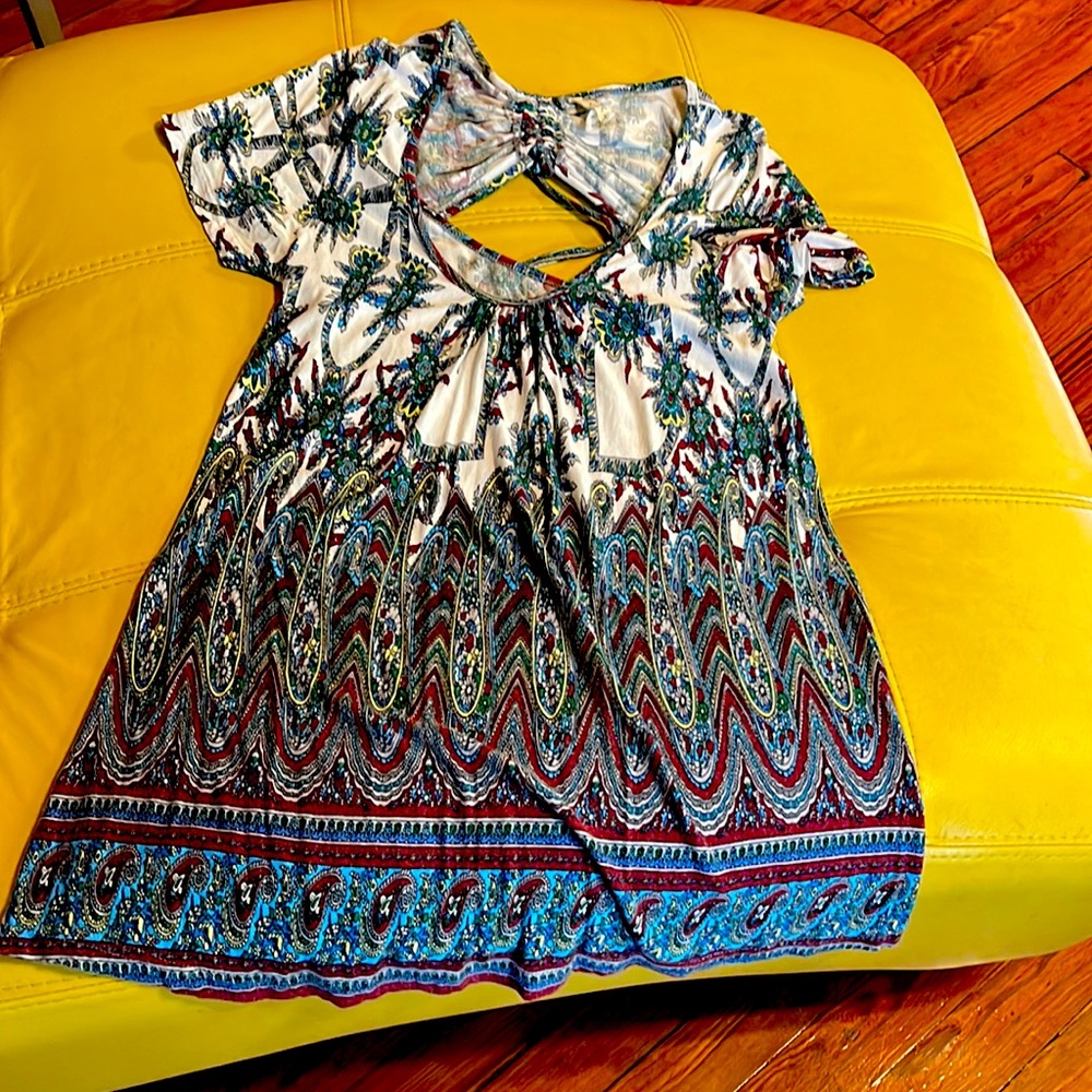 avatar top with opening in the back